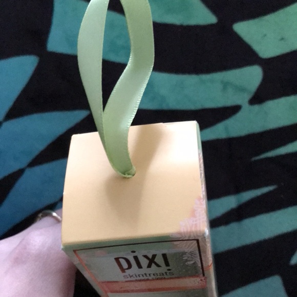 ✨🆕Pixie Skin Treats Glow Water Micellar Water Ornament! BNIB!💜✨ - Picture 10 of 10